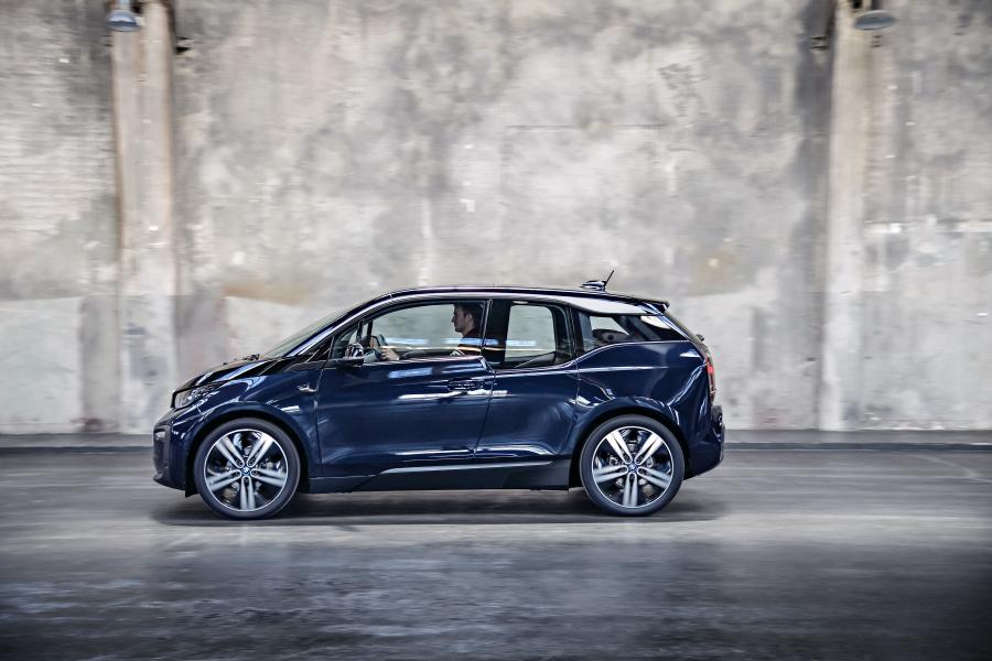  BMW i3 (I01) 2018 года  (WW) (фото 32 из 81)